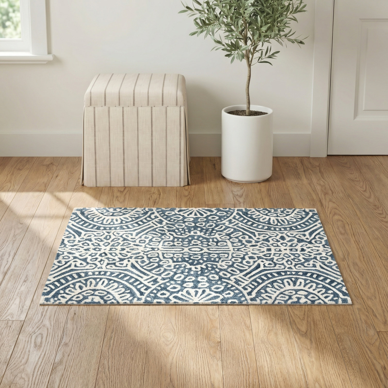 Temple Ink Hand-Hooked Oriental Wool Rug, Rectangle 2' x 3'