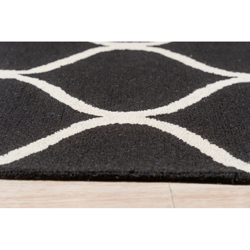 Hand Tufted Wool Area Rug in Black, Black