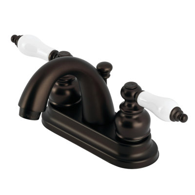 Robinet de salle de bain avec ensemble de bonde Restoration
