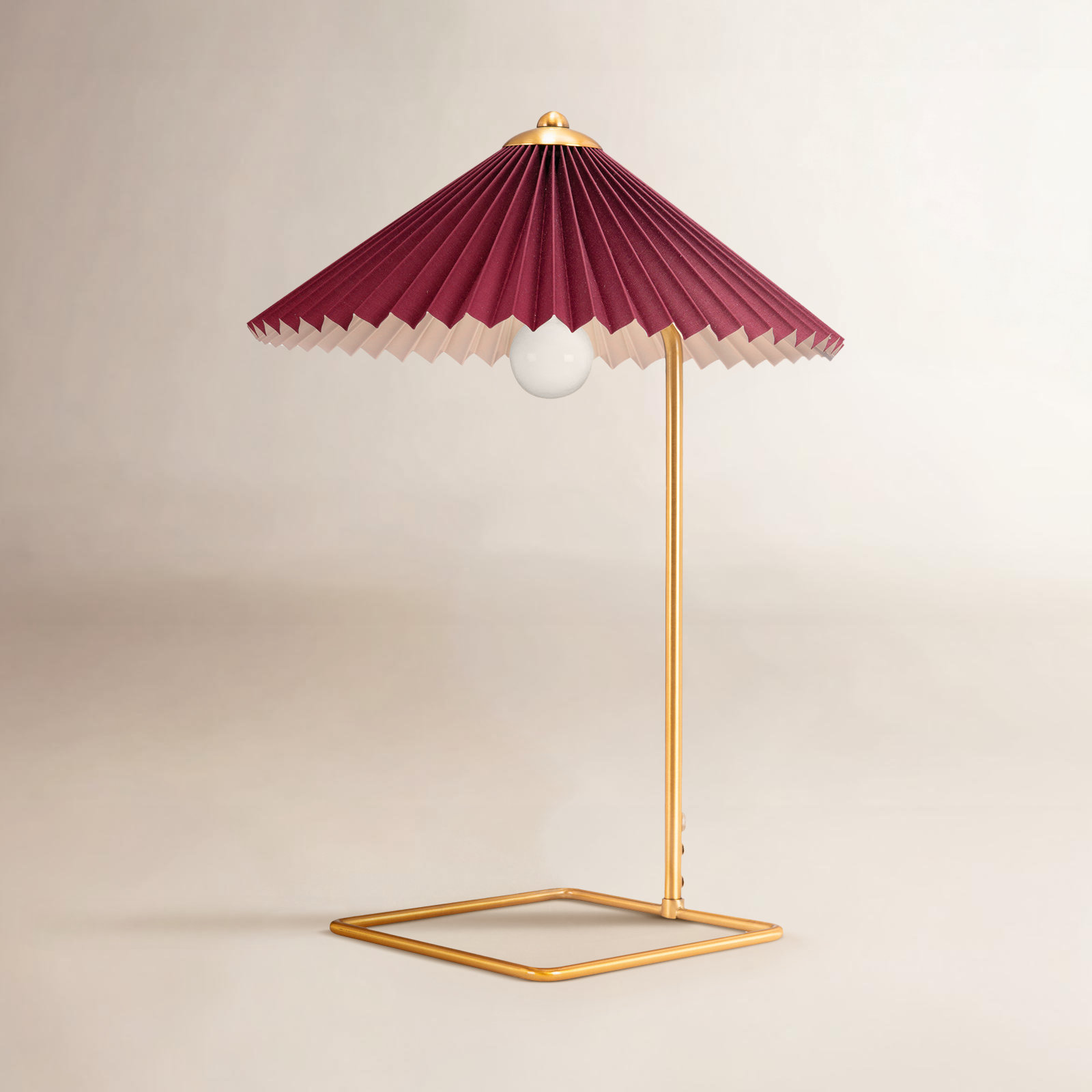 Dermott Tripod Lamp