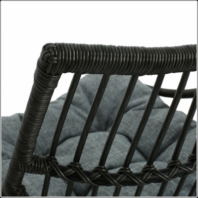 ELAINE Wicker High-Back Chair With Retro And Boho Aesthetic, Durable Polyethylene Rattan For Outdoor Comfort