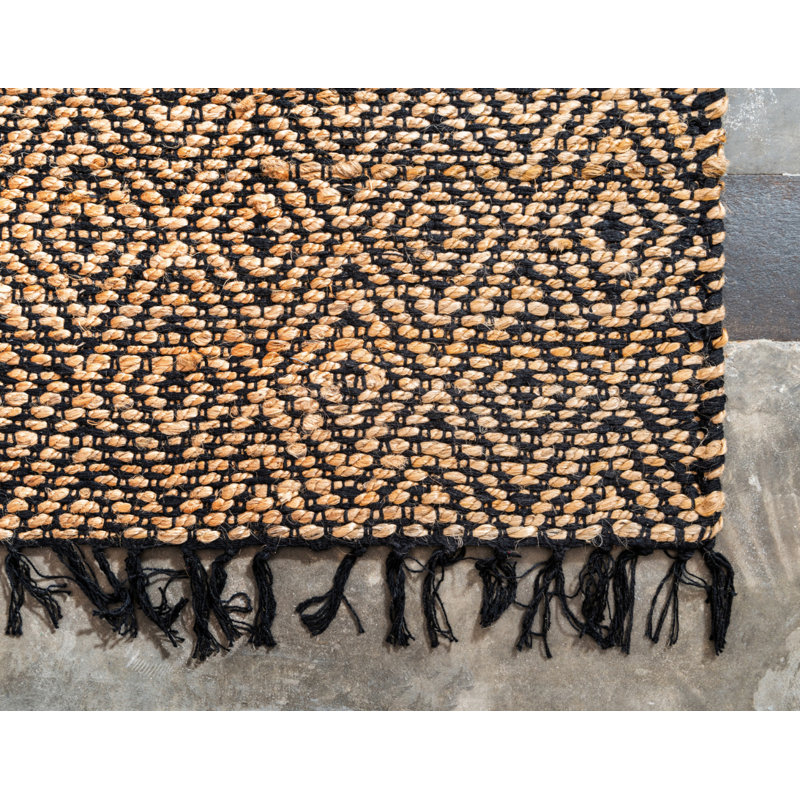 Tapis beige tressé à la main Mcelhaney, Rectangle 9 pi x 12 pi 2 po