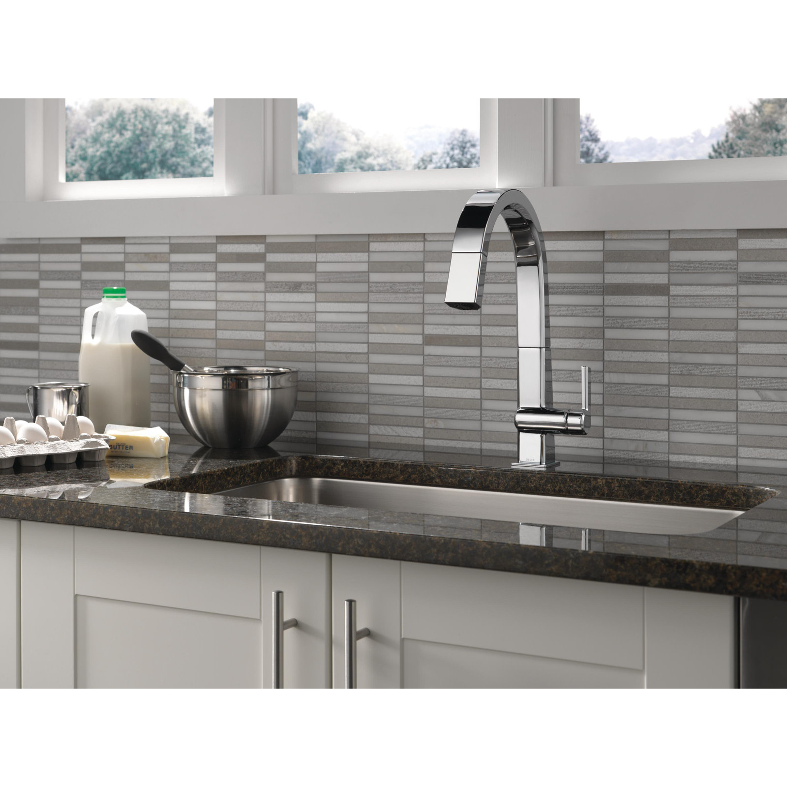 Pivotal Pull Down Sprayer Kitchen Sink Faucet, Single Handle Kitchen Faucet, Chrome