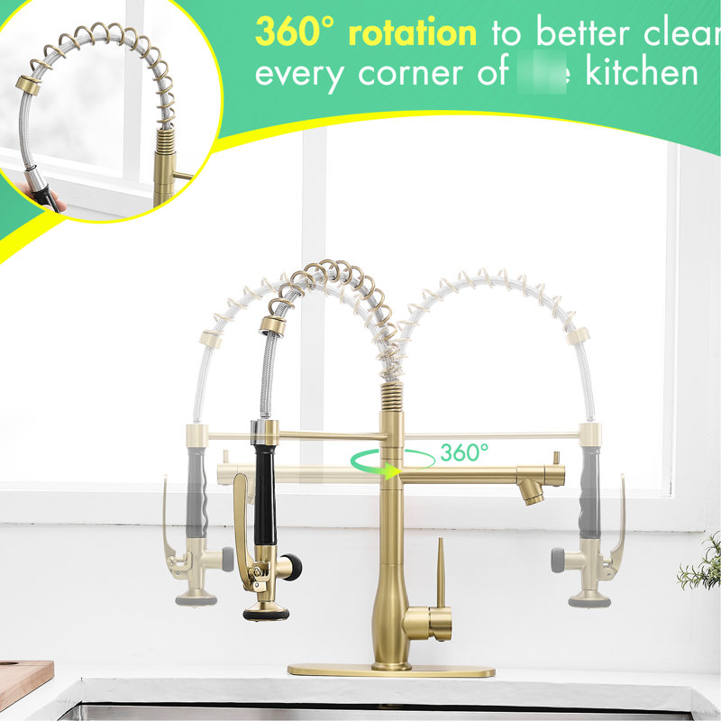 Robinet d'évier de cuisine commercial en or brossé avec installation vers le bas, installation rapide et facile, alimentation en eau stable moderne en or, poignée simple pour mélanger l'eau, bras pivotant à 360 degrés