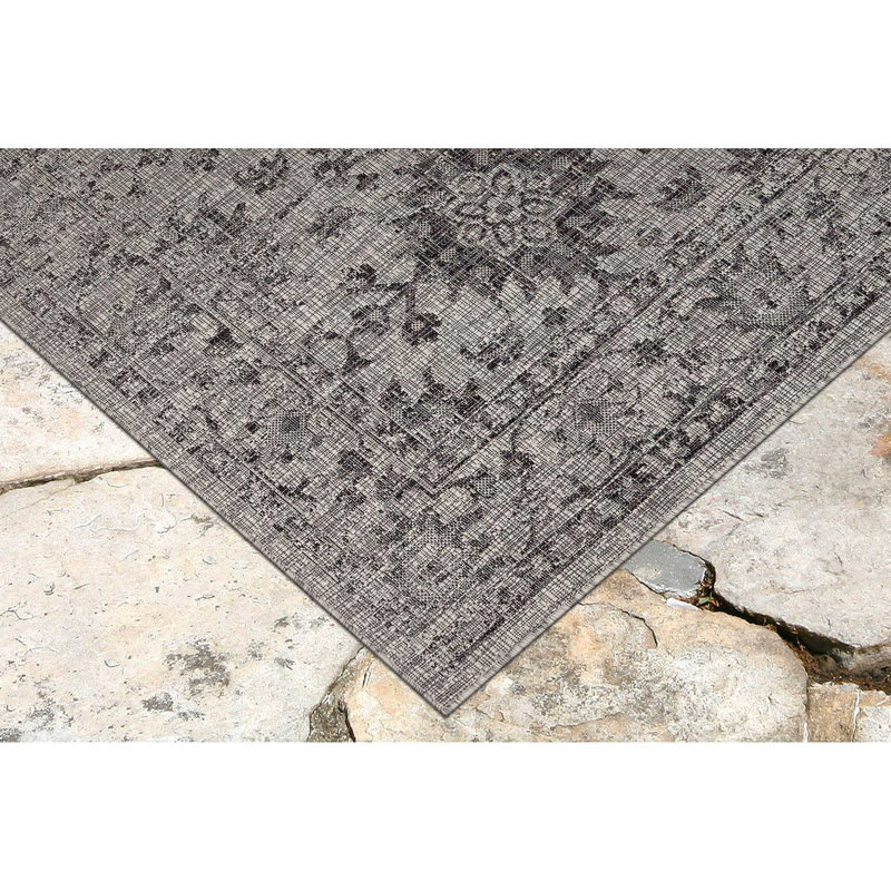 Carmel Oriental Indoor Rug, Rectangle 7'10" x 9'10"