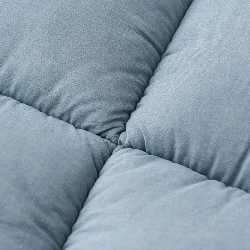 Conception de bordure Cariati. Doux, confortable, respirant. Lavable à la machine et convient aux matelas toutes saisons. Disponible en plusieurs tailles.