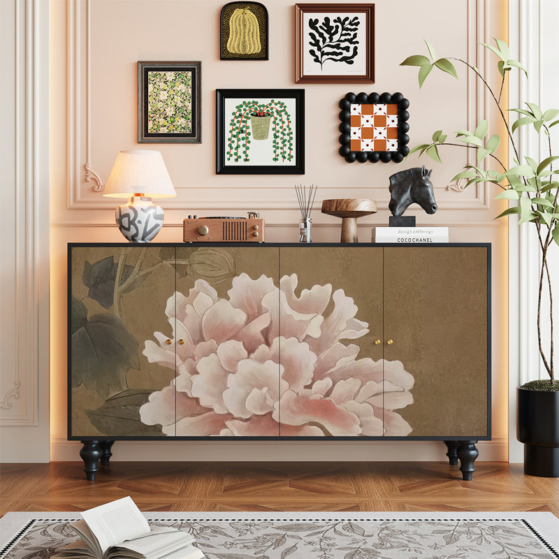Buffet de style français antique