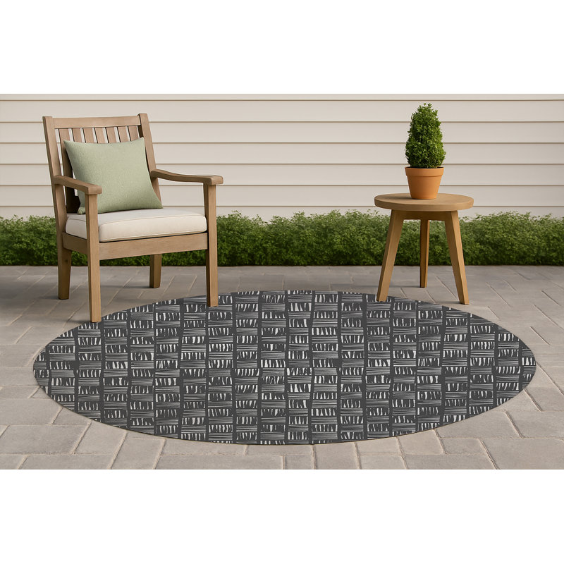 Lash Locked Non-Slip Outdoor Rug, Round 5'