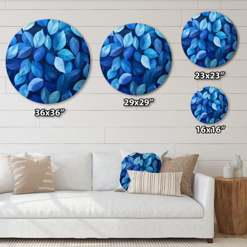 Feuilles de cobalt dans la lune Collage de lumière II - art mural rond en métal pour salon, 29" H x 29" W
