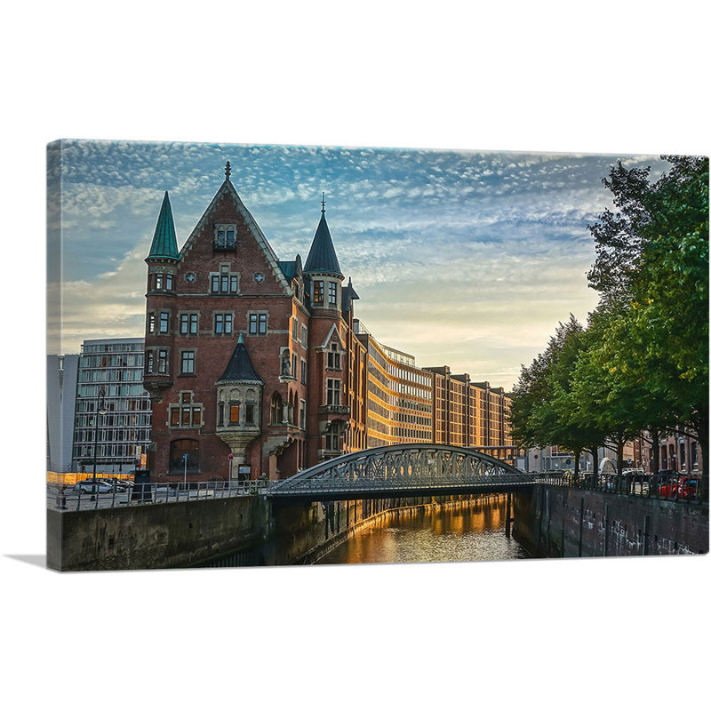 Hambourg, Allemagne - reproduction de photo sur toile tendue, H 12 po x l 18 po x 1,5 po