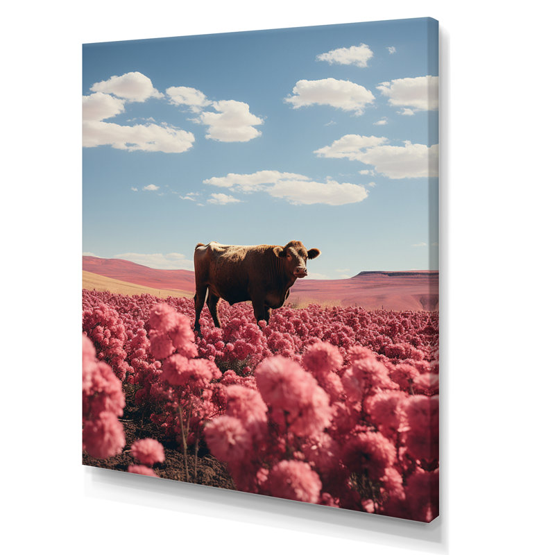 Cow Tranquil Fields - Animals Canvas Print, H 32 po x l 16 po x P 1 po, Toile tendue