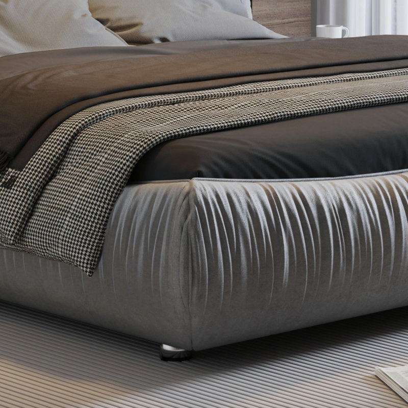 Très grand lit tapissier de luxe avec hauteurs de matelas polyvalentes, structure en bois massif, style moderne pour les chambres chics