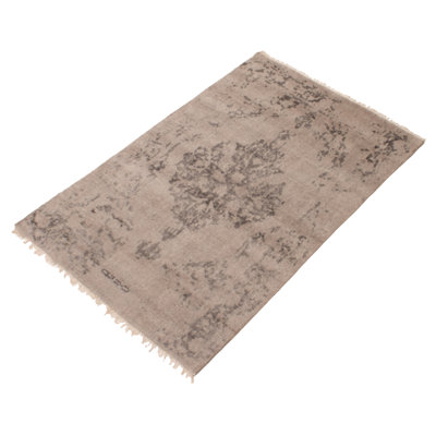Massie Silk Oriental Indoor Rug