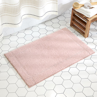 TOWN & COUNTRY EVERYDAY Ultra Plush Solid Tufted Border Machine Washable Bath Mat 20"x32"