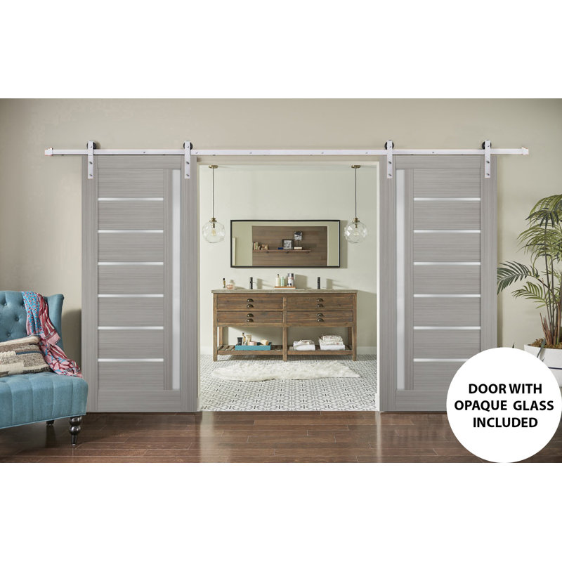 Porte de grange double robuste avec vitrage dépoli Quadro 4088 Ginger Ash, supports de rail de 13 pi, portes intérieures à panneaux massifs - 64 po x 96 po (2 x 32 x 96 po) - Rail argenté