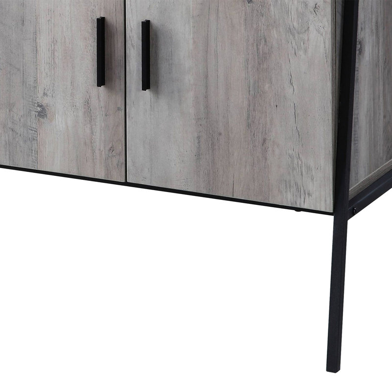 Meuble télé de 52 pouces en chêne gris et noir, structure en métal, 4 portes de rangement, 1 compartiment ouvert, pour configurations de 50 à 59 pouces dans les pièces à vivre principales. Finition noire, pratique et idéale pour les espaces de divertissement.