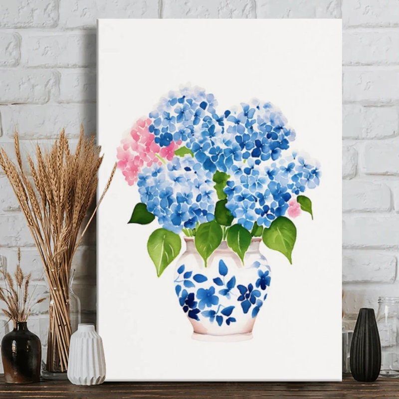 Bouquet d'hortensias dans un vase bleu et blanc avec aquarelle nature morte sur toile tendue - H 36 po x l 24 po