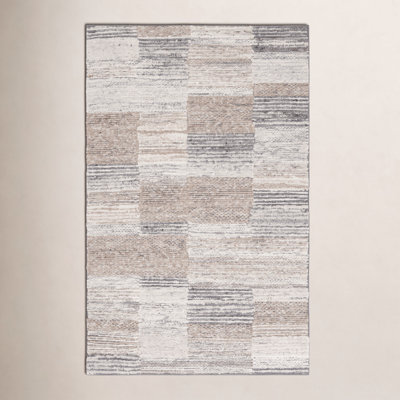Wyly Geometric Indoor Rug