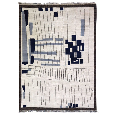 Tapis marocain ivoire / bleu marine nouvel âge 8 pi 10 po x 12 pi 10 po Moroccan