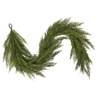 72" Deluxe Cedar Christmas Garland