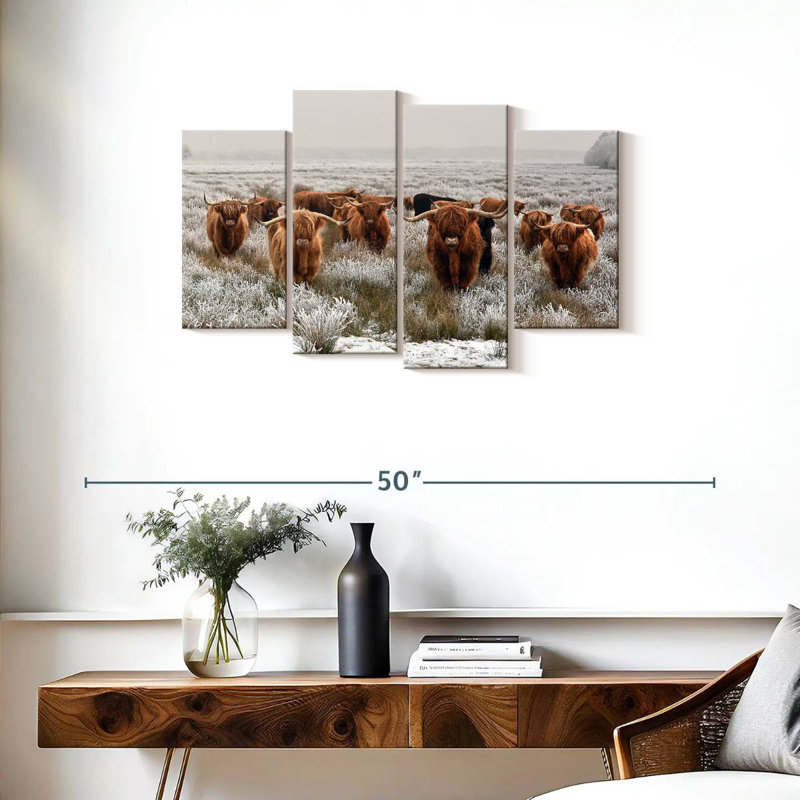 Winter Highland Cows, H 22 po x l 36 po