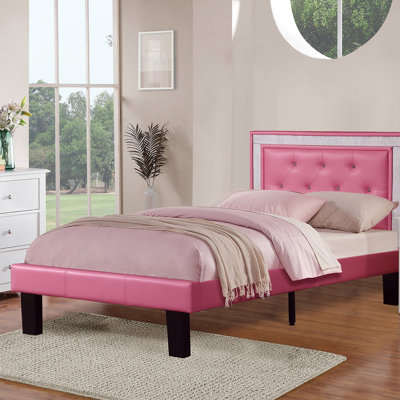 Structure de lit rose pleine grandeur avec revêtement en similicuir, tête de lit en plastique à losanges et support à lattes stable pour la chambre à coucher
