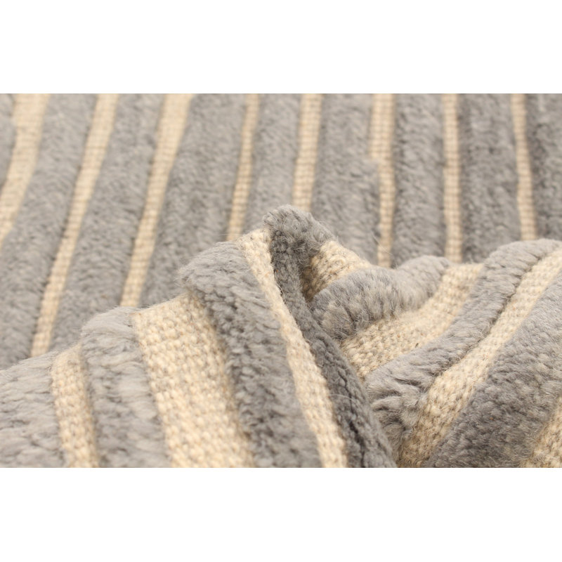 Tapis unique en laine gris 5 pi 2 po x 7 pi 10 po One Age of a Kind Kind