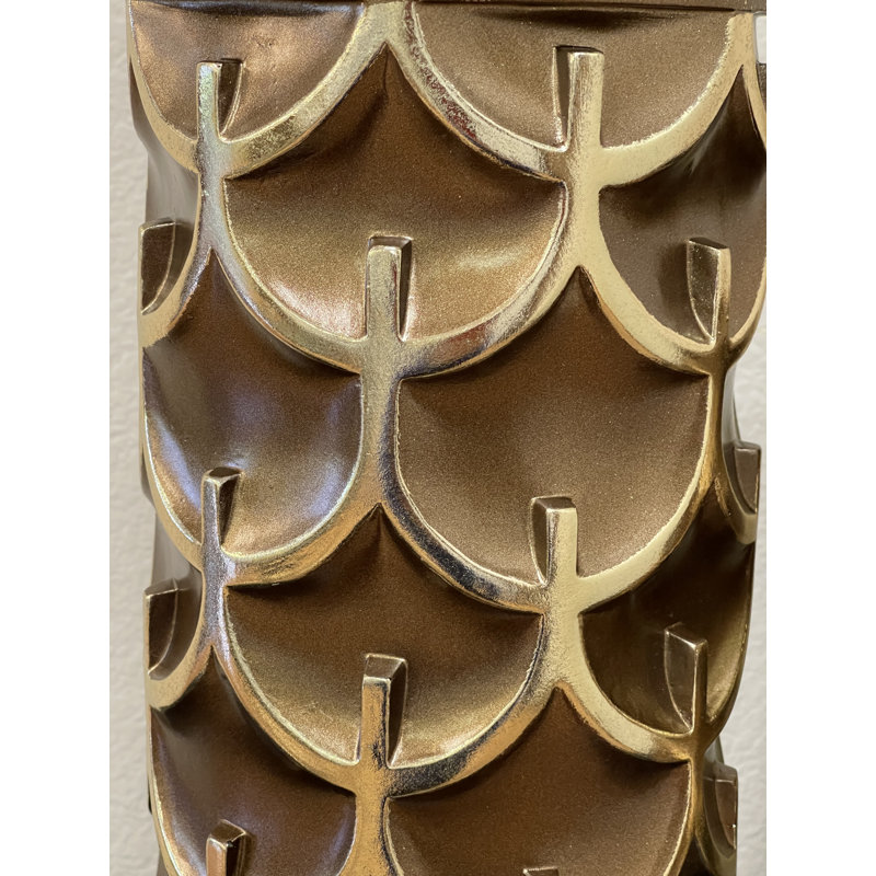 Vase de table en polyrésine, H 14,5 po x l 7 po x P 7 po