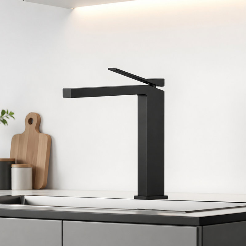 Single-Hole Single-Handle Bathroom Faucet, Matte Black