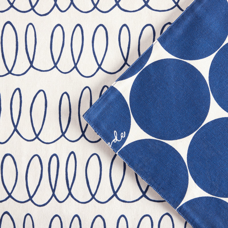 Loop And Dot Geometric Table Runnner, Blue/White, 72" x 15"