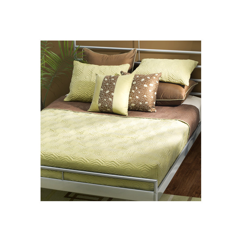 Geometric Shapes Quilt, Twin Quilt + 1 Sham + 1 Throw Pillow