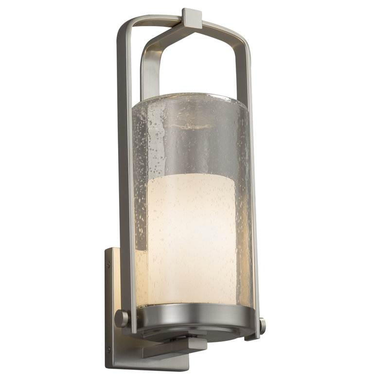 Applique à bras extérieur Helam, Nickel brossé, H 16,5 po x l 7,5 po x P 7 po