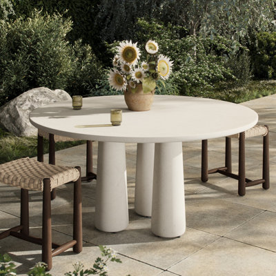 Table de salle à manger d'extérieur Rye - 60 po - béton blanc vieilli