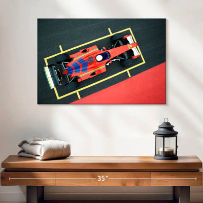Voiture de formule rouge Mehar