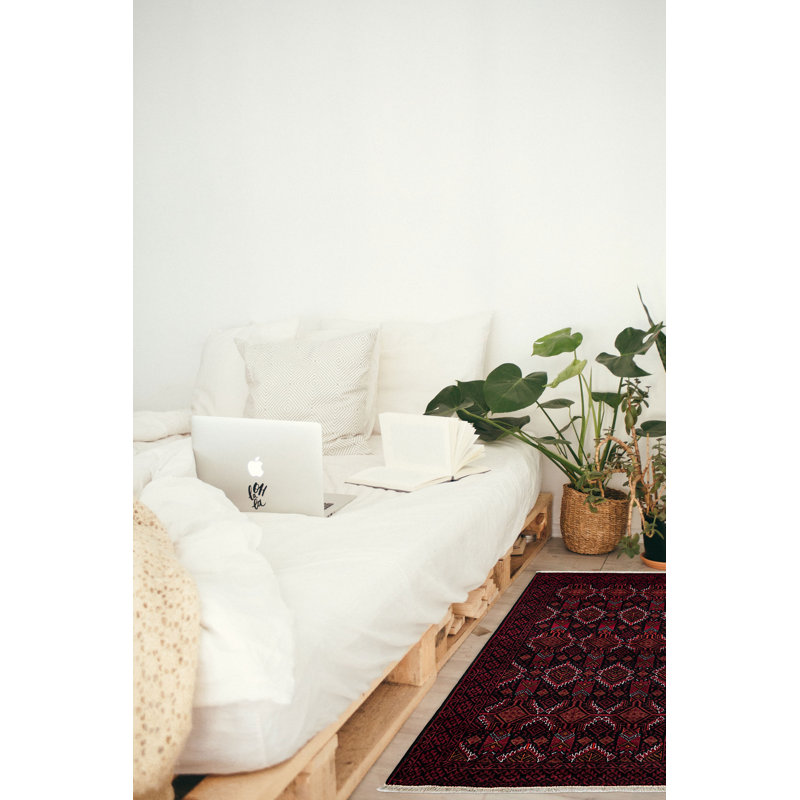 Teimani Black, Red Rug 3'3" x 6'2"