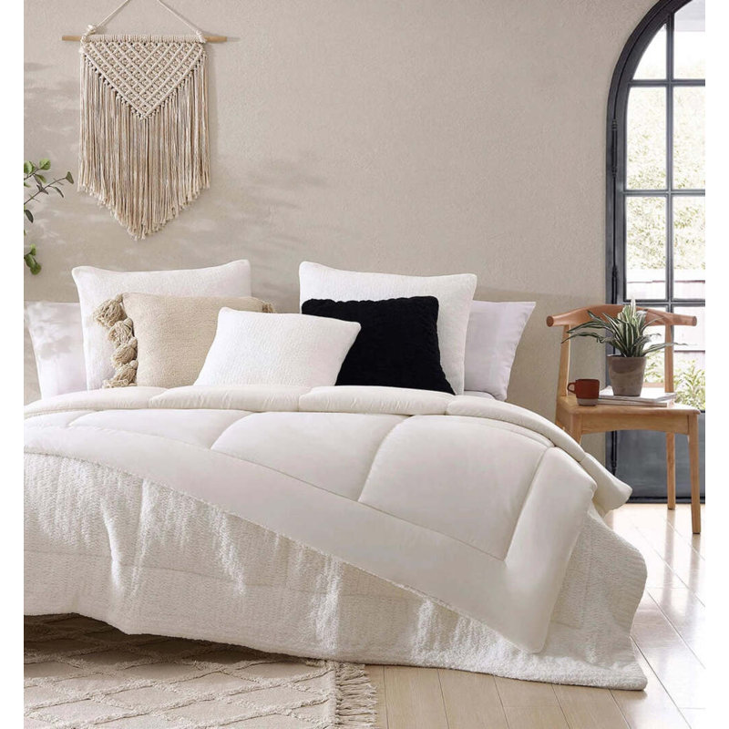 Snug Comforter, Full Comforter, Off White