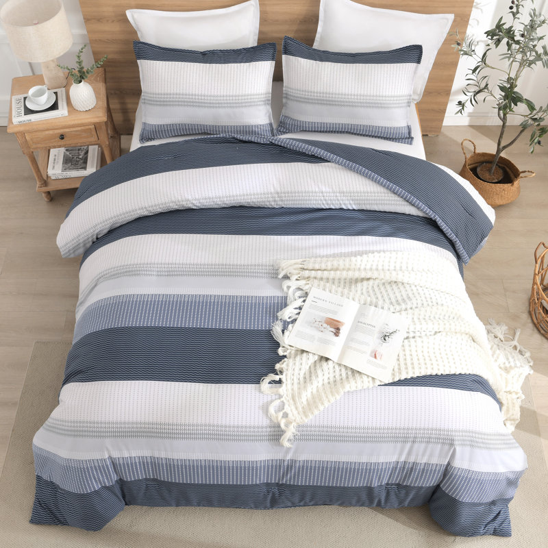 3-Piece Striped Colorblock Comforter Set, Lightweight Fluffy Down Alternative Striped Bedding Set, King Comforter, Black Blue