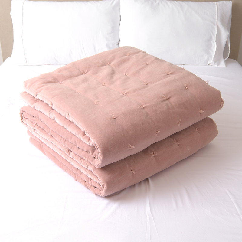 Gamora Velvet Quilt, Pink, Twin Quilt