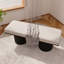 Banc rembourré avec des pieds épais pour le salon de la chambre à coucher Boucle-128632902