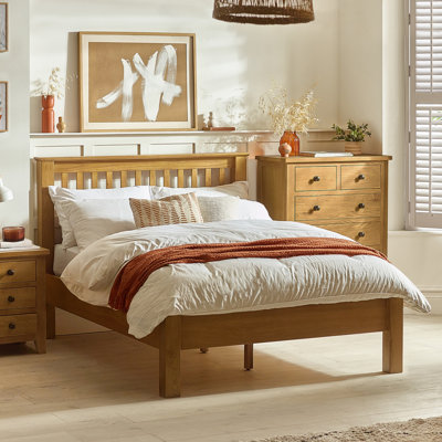 Marable Bed