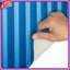 Tapis de bain bleu à rayures verticales-199703165