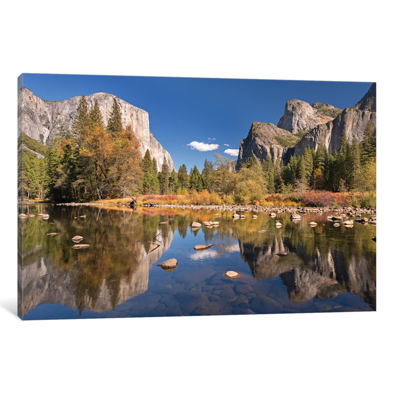 «Valley View» par Adam Burton - Estampe numérique sur toile tendue avec châssis, H 8 po x l 12 po x P 0,75 po