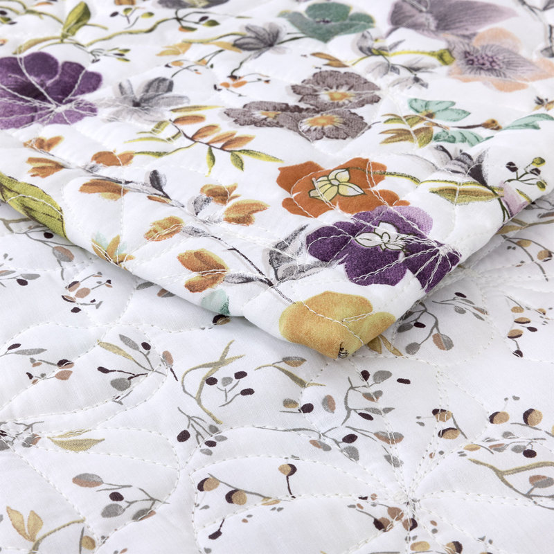 Fleurs Quilted Coverlet, Twin