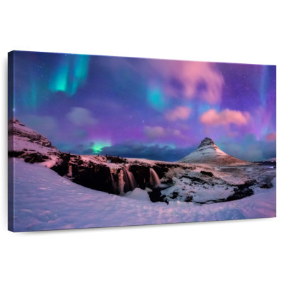 Alvord Magical Kirkjufell Aurora
