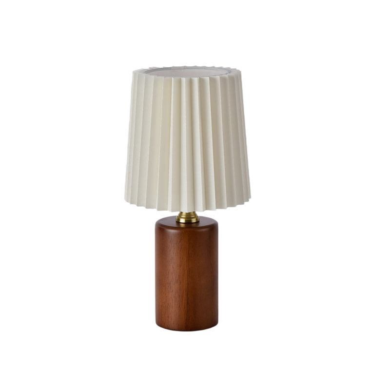 Lampe de table Mid-Century à abat-jour plissée en tissu simple avec base en bois brun, pour le salon de la chambre à coucher, utiliser une ampoule E26 (non incluse)