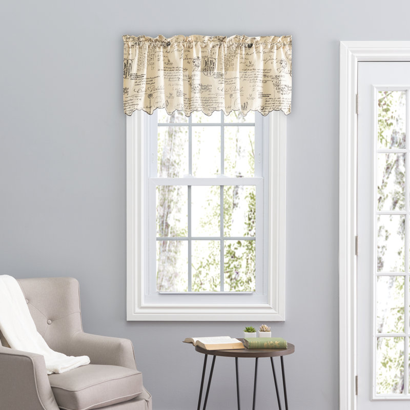 Maillet Scalloped Window Valance