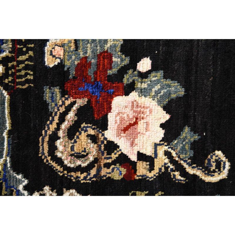 Iniguez Black Rug