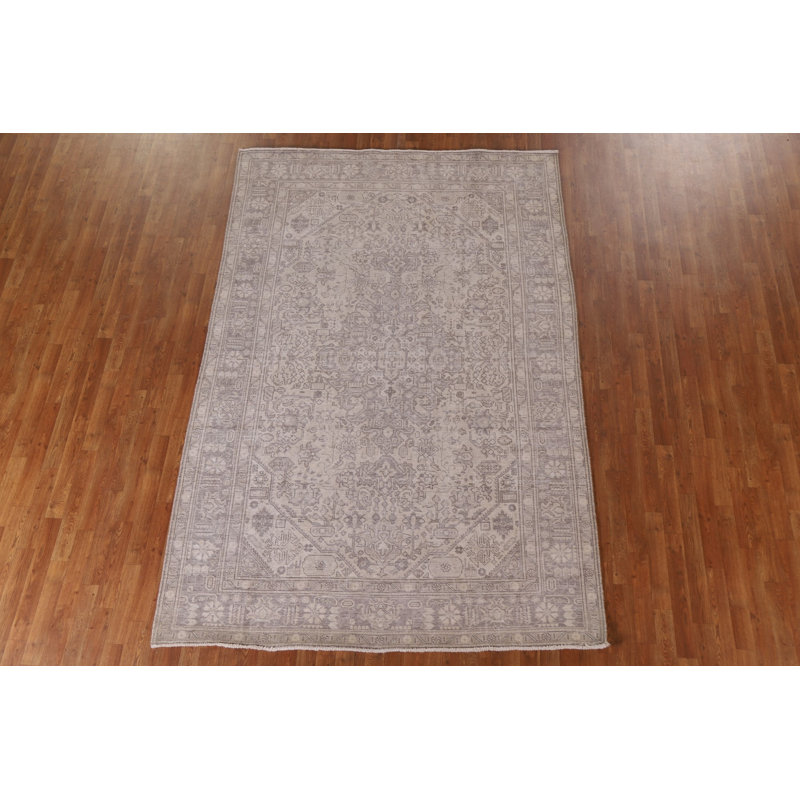 Tapis beige en laine noué à la main de conception unique 6 pi 5 po x 9 pi 8 po années 1960 Tareyn