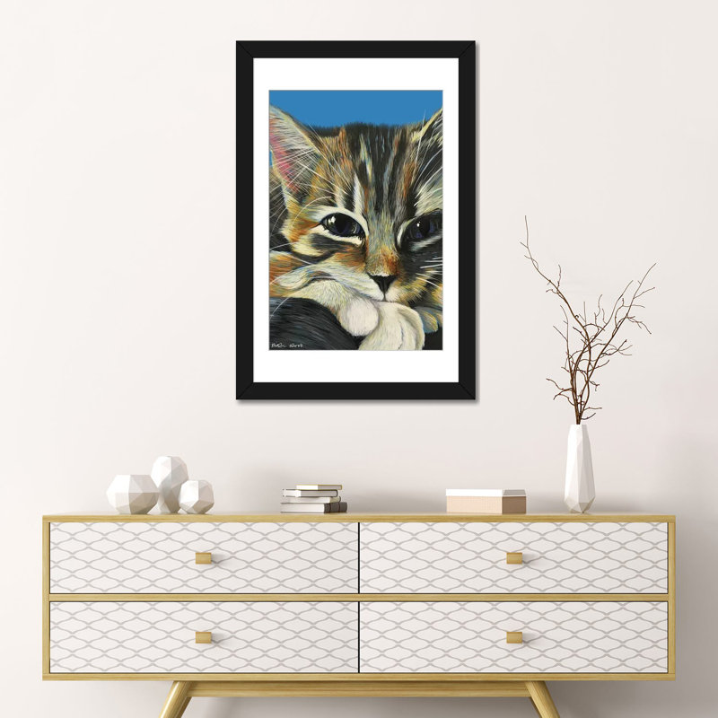 «Tabby on Blue», impression sur toile, H 26 po x l 18 po x P 1,5 po, Papier d'art encadré noir