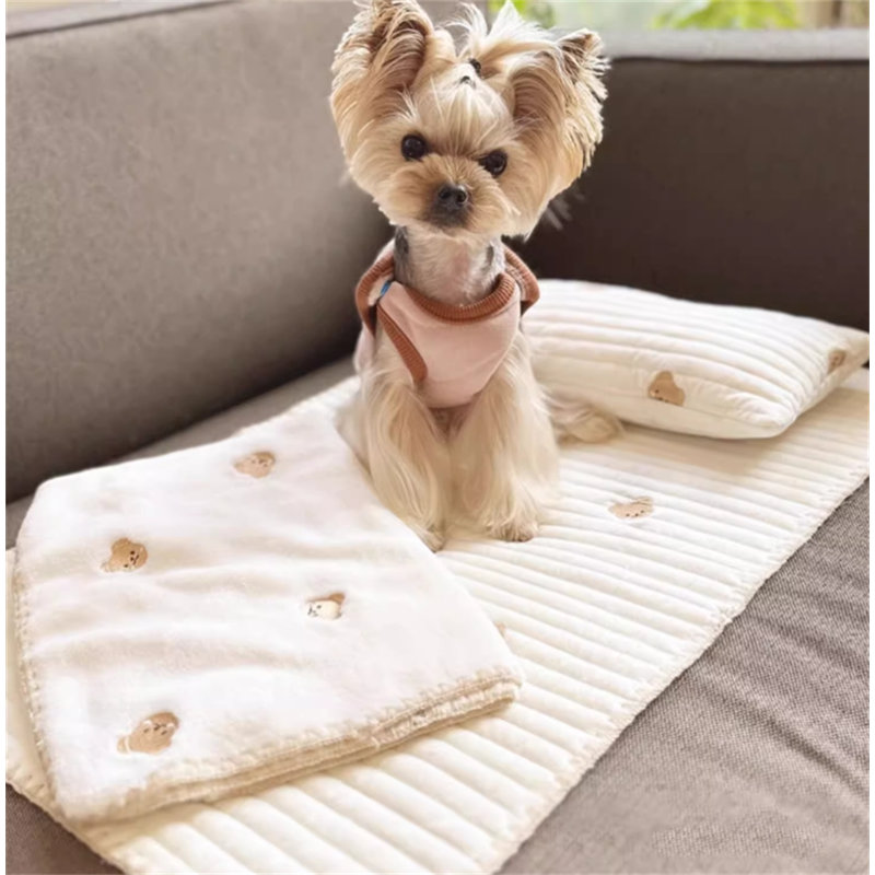 Dog Blankets, 17.71" W x 27.55" L